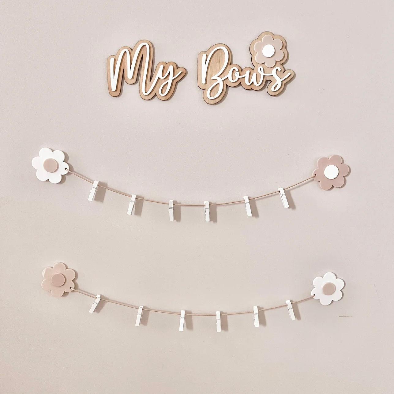 Bow Holder Daisy - Small
